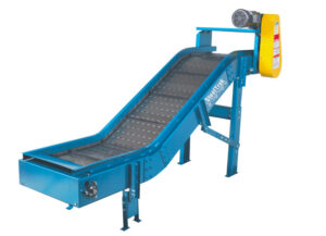 New London Engineering SteelTrak Model 722 hinged steel belt conveyor with incline and top-mount drive